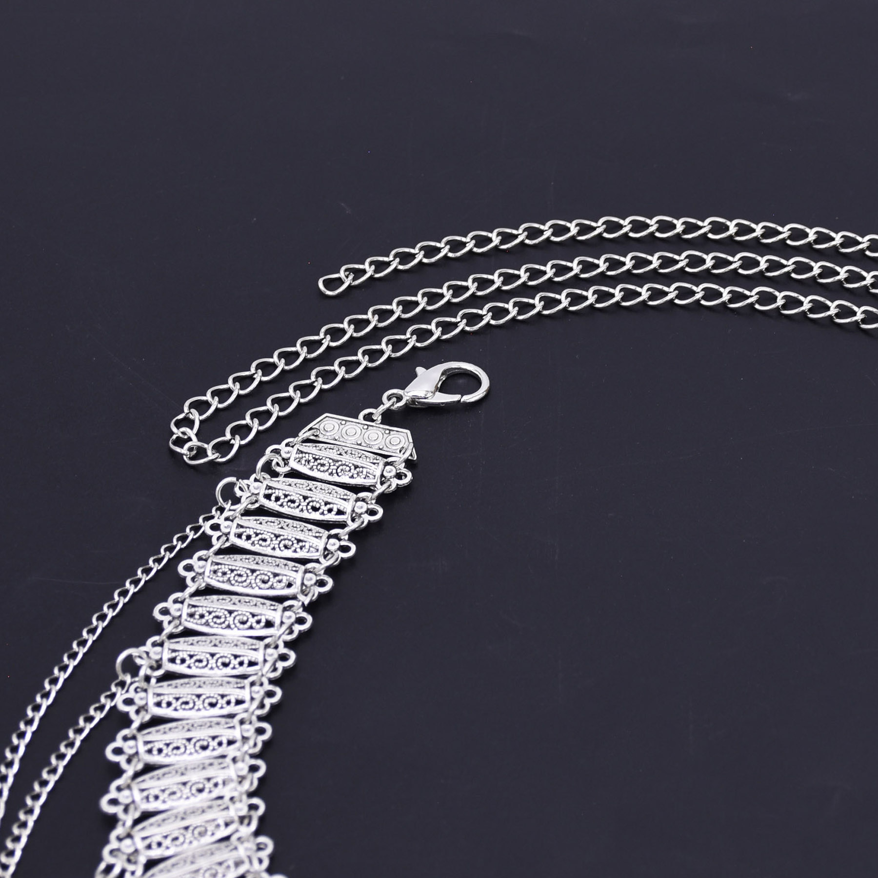 Niche Retro Design Silver Carv - Body Jewelry Chains ulasan dan harga
