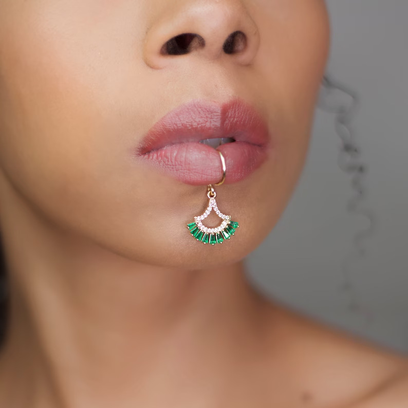 Luxury Gold Color Flower Shape - Body Jewelry Earrings ulasan dan harga